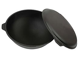 Чугунный казан с крышкой