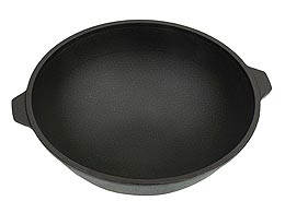 Чугунный казан с крышкой