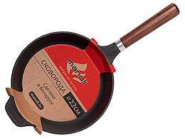 Сковорода из чугуна с деревянной ручкой